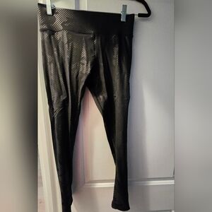 Terez Black Tonal Camo Foil UpLift Leggings- Medium